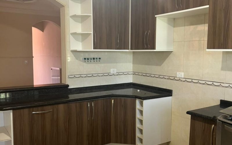 WhatsApp Image 2025-11-03 at 15.35.44 (1)