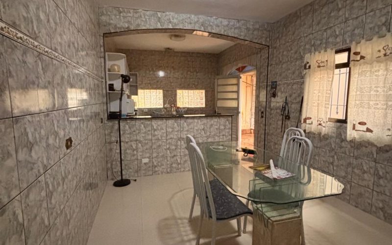 WhatsApp Image 2025-11-24 at 16.14.56 (1)