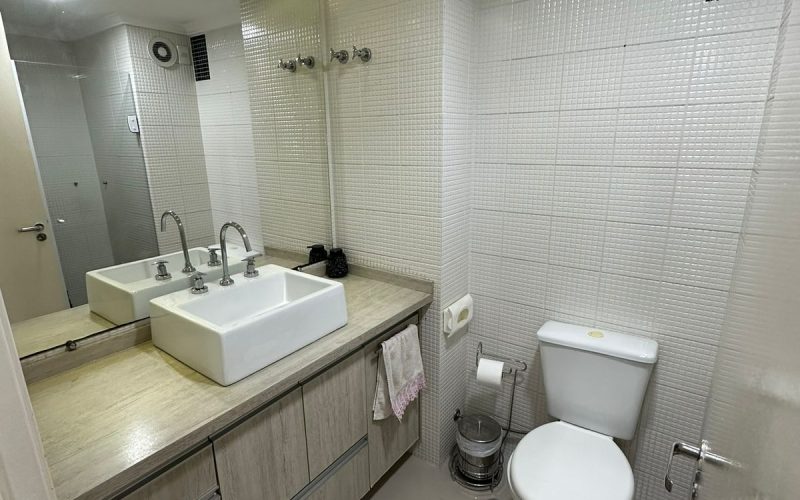 WhatsApp Image 2025-11-28 at 13.40.44 (1)