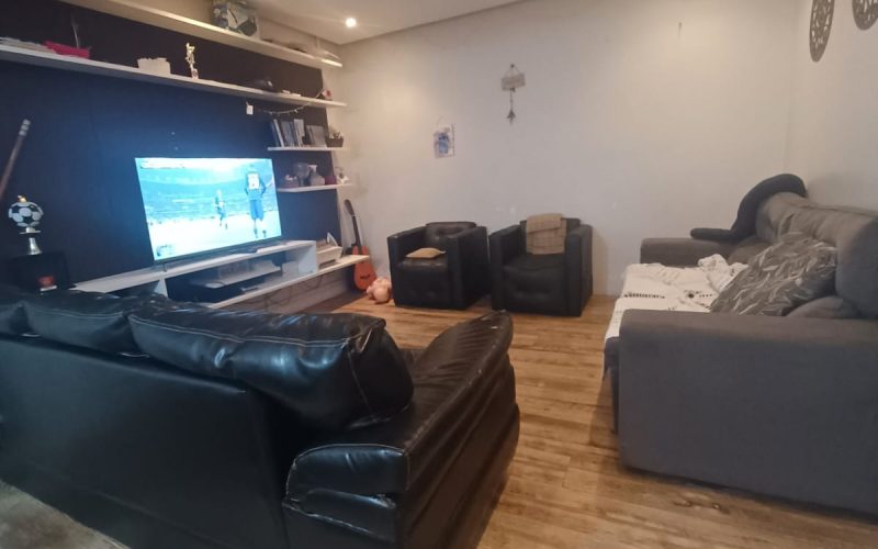 WhatsApp Image 2025-12-17 at 16.05.30 (1)